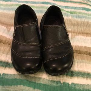 Black Clarks Wide Width